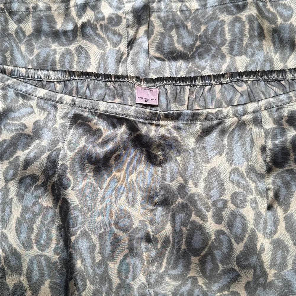 Vintage Y2K Wide Leg Satin Feel Leopard Print Lounge Pants Victoria's Secret M - Picture 4 of 7